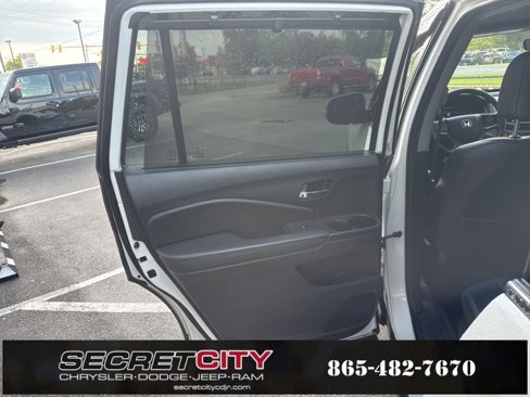 Used 2021 Honda Pilot Special Edition image 24