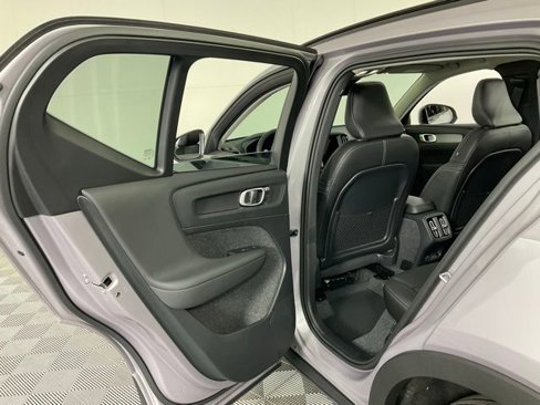 New 2026 Volvo XC40 B5 Plus w/ Protection Package Premier image 33
