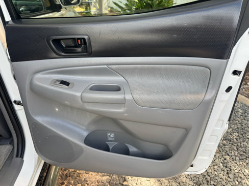 Used 2010 Toyota Tacoma PreRunner image 40