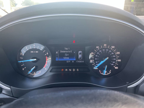 Used 2014 Ford Fusion SE image 9