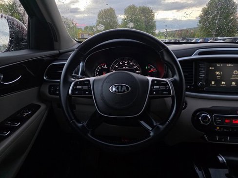 Used 2020 Kia Sorento EX image 26
