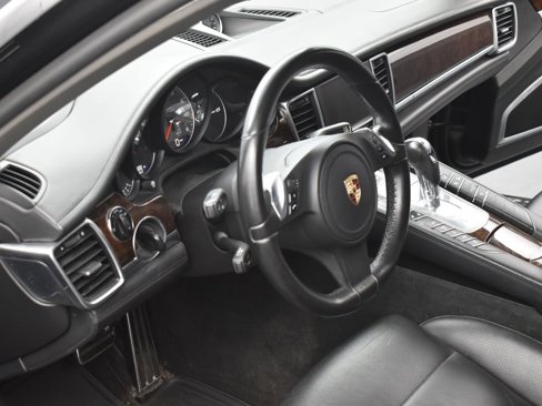Used 2010 Porsche Panamera image 7