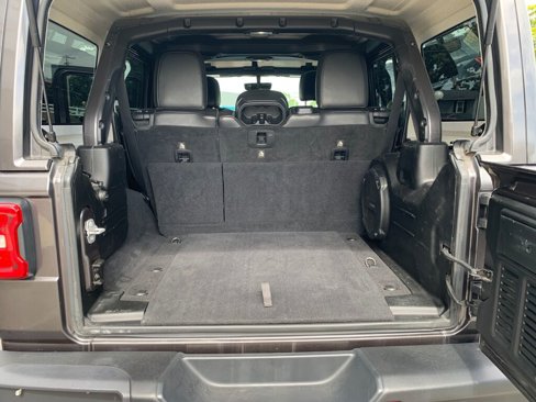 Used 2018 Jeep Wrangler Unlimited Rubicon image 26