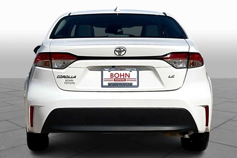 Used 2023 Toyota Corolla LE image 4