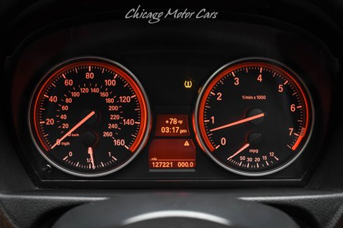 Used 2011 BMW 328i xDrive Wagon image 9