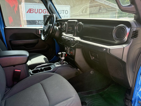 Used 2022 Jeep Gladiator Sport image 27