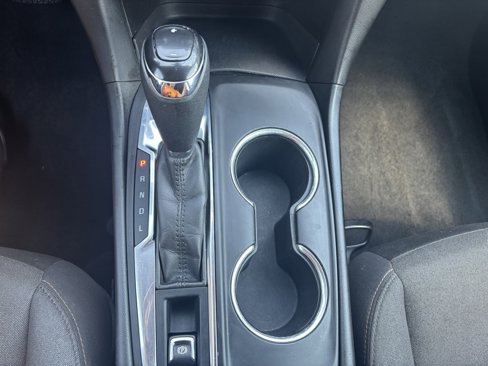 Used 2020 Chevrolet Equinox LT image 16
