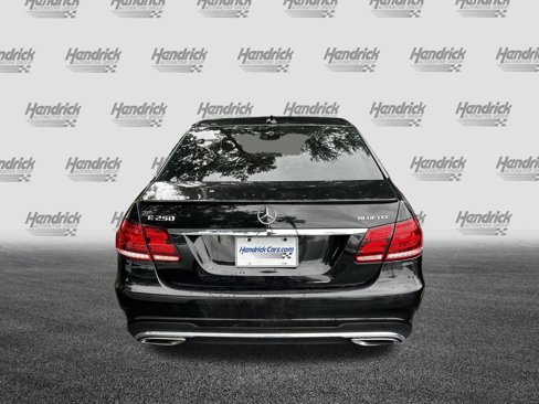 Used 2015 Mercedes-Benz E 250 BlueTEC Sedan image 8