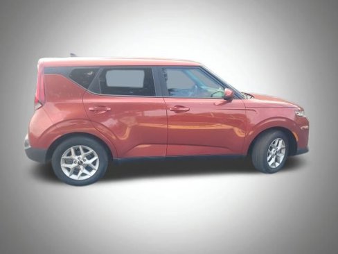 Used 2021 Kia Soul S image 12