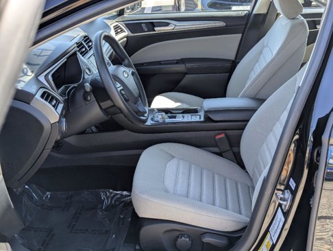 Used 2017 Ford Fusion S image 8