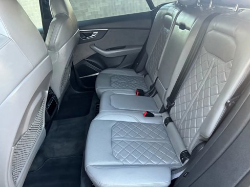 Used 2021 Audi SQ8 Premium Plus image 21