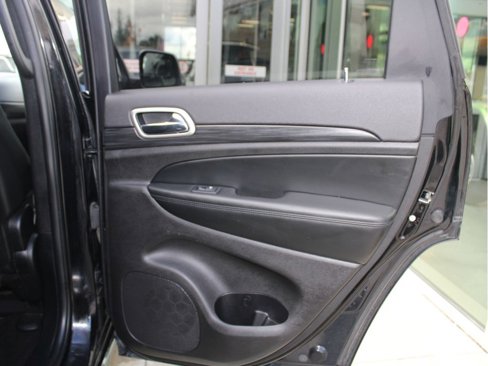 Certified 2020 Jeep Grand Cherokee Altitude image 28