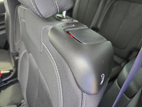 New 2025 Jeep Grand Cherokee L Laredo image 42