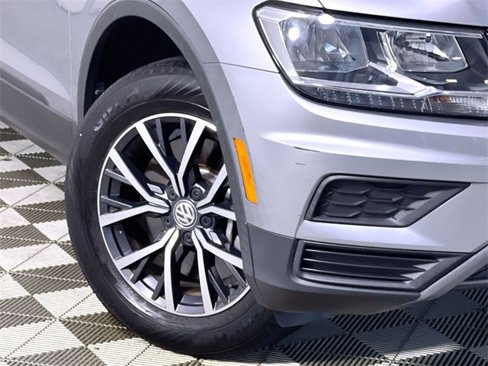 Used 2021 Volkswagen Tiguan S image 10