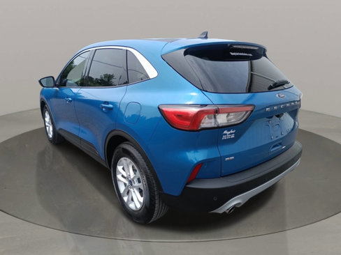 Used 2020 Ford Escape SE image 4