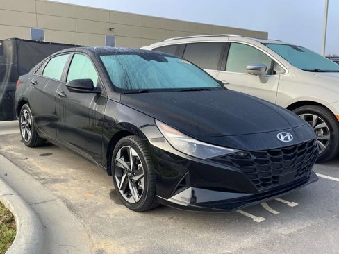Used 2023 Hyundai Elantra SEL w/ Convenience Package image 1