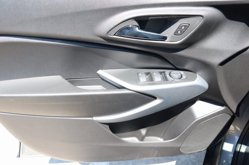 New 2025 Chevrolet Trax LS w/ LS Convenience Package image 15