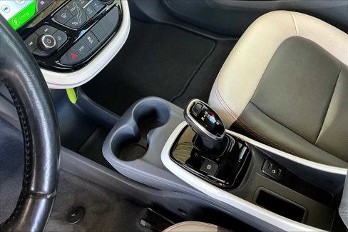 Used 2019 Chevrolet Bolt Premier w/ Infotainment Package image 15