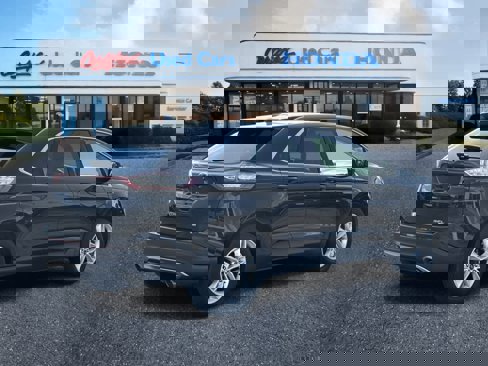 Used 2017 Ford Edge SEL image 5