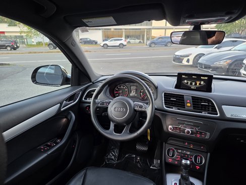 Used 2018 Audi Q3 2.0T Premium image 57