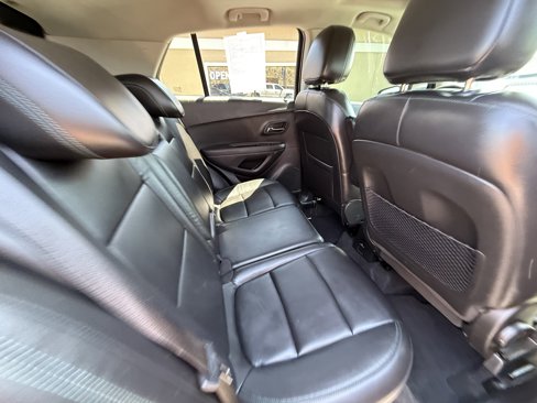 Used 2015 Chevrolet Trax LTZ image 17