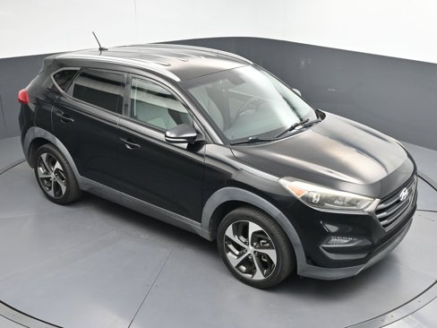 Used 2016 Hyundai Tucson Sport image 31
