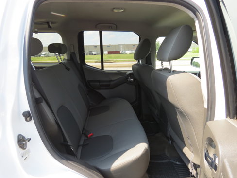 Used 2011 Nissan Xterra S image 29