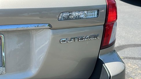 Used 2008 Subaru Outback 2.5i image 12