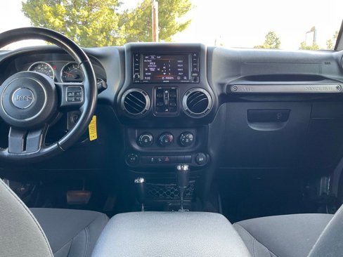 Used 2018 Jeep Wrangler Unlimited Sport S image 63