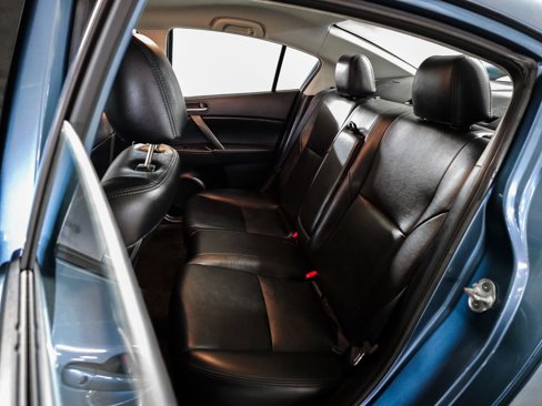 Used 2010 MAZDA MAZDA3 i Touring image 23