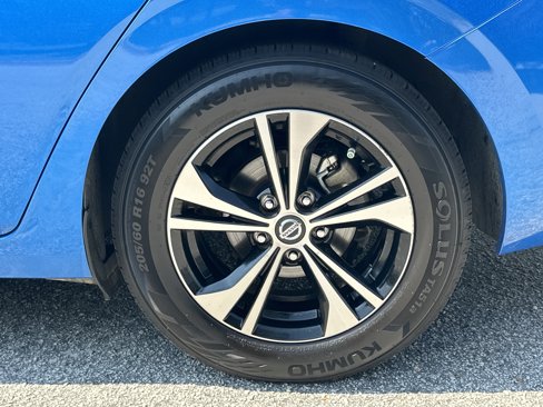 Used 2023 Nissan Sentra SV image 19