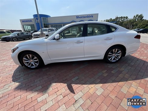 Used 2016 INFINITI Q70 3.7 w/ Technology Package image 33