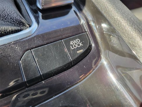 Used 2022 Jeep Compass Limited image 25