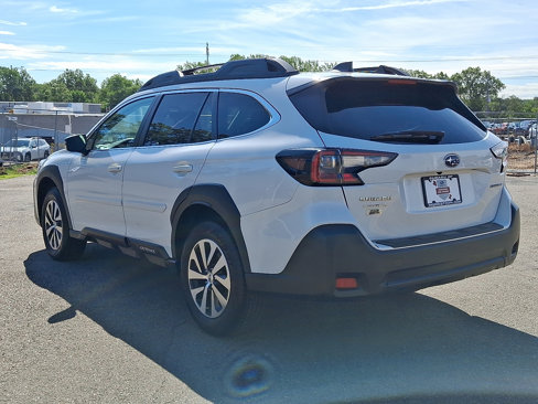 Certified 2023 Subaru Outback Premium image 4