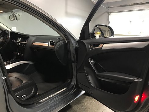 Used 2016 Audi A4 Premium w/ Audi MMI Navigation Plus image 12
