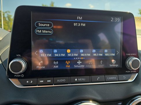 Used 2022 Nissan Sentra SV image 24