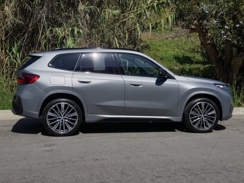 Used 2023 BMW X1 xDrive28i w/ Premium Package image 4