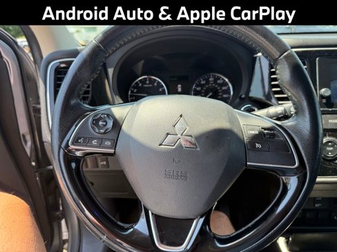 Used 2018 Mitsubishi Outlander SEL image 11