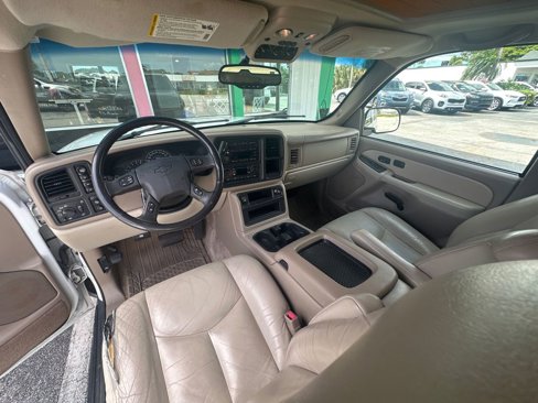 Used 2003 Chevrolet Tahoe LT image 16