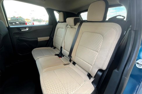 Used 2020 Ford Escape SE image 24