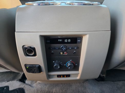 Used 2014 Lincoln Navigator L 4WD image 29