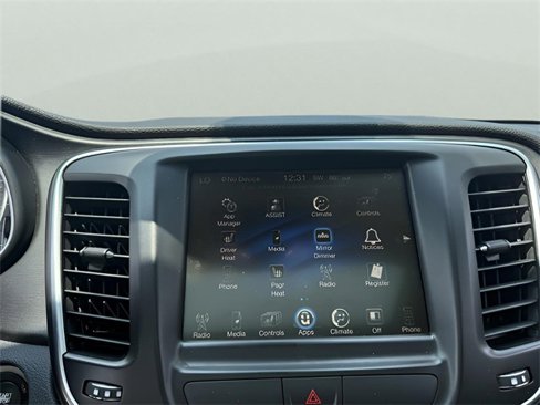 Used 2016 Chrysler 200 Limited w/ Anniversary Edition image 19