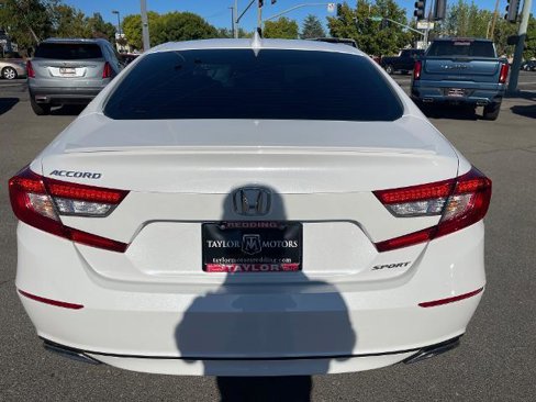 Used 2020 Honda Accord Sport image 6
