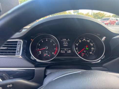 Used 2017 Volkswagen Jetta SEL image 13