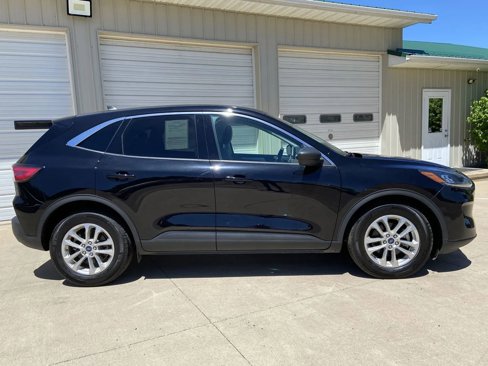 Used 2022 Ford Escape SE image 7