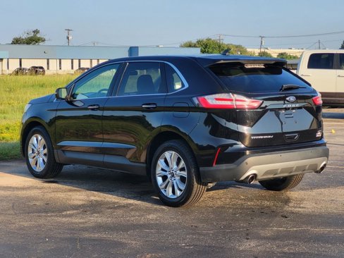 Used 2022 Ford Edge Titanium image 4