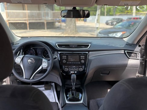 Used 2015 Nissan Rogue SV image 14