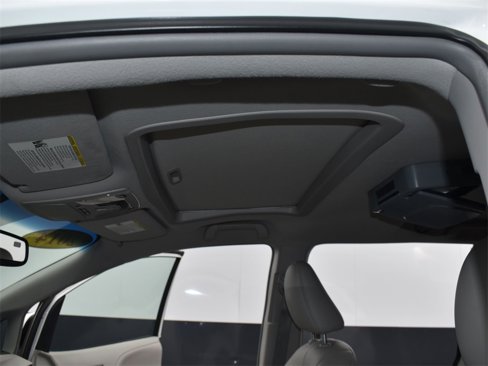 Used 2014 Toyota Sienna image 14