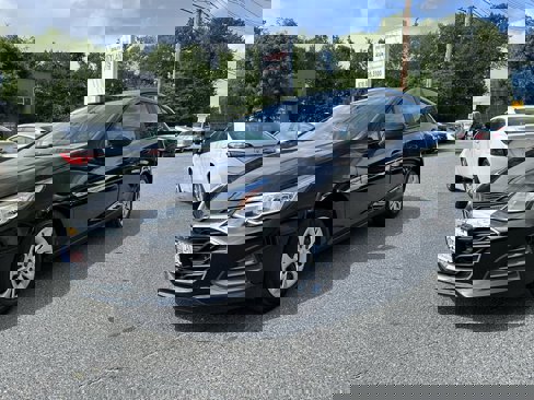Used 2019 Chevrolet Cruze LS image 1