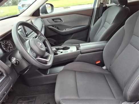 Used 2023 Nissan Rogue S image 13